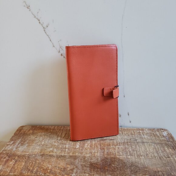 VTG Leather Travel Wallet Brown Passport Holder Organizer Minimalist Timeless - Picture 2 of 7